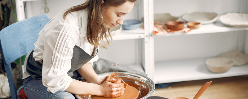 étapes pour ouvrir un atelier de poterie et de céramique 